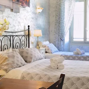 Konukevi Rossana House, Roma